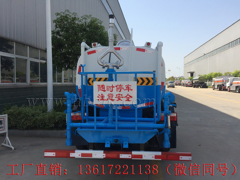 5立方東風(fēng)小多利卡灑水車