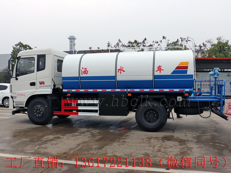 東風專底10噸保溫熱水運輸車